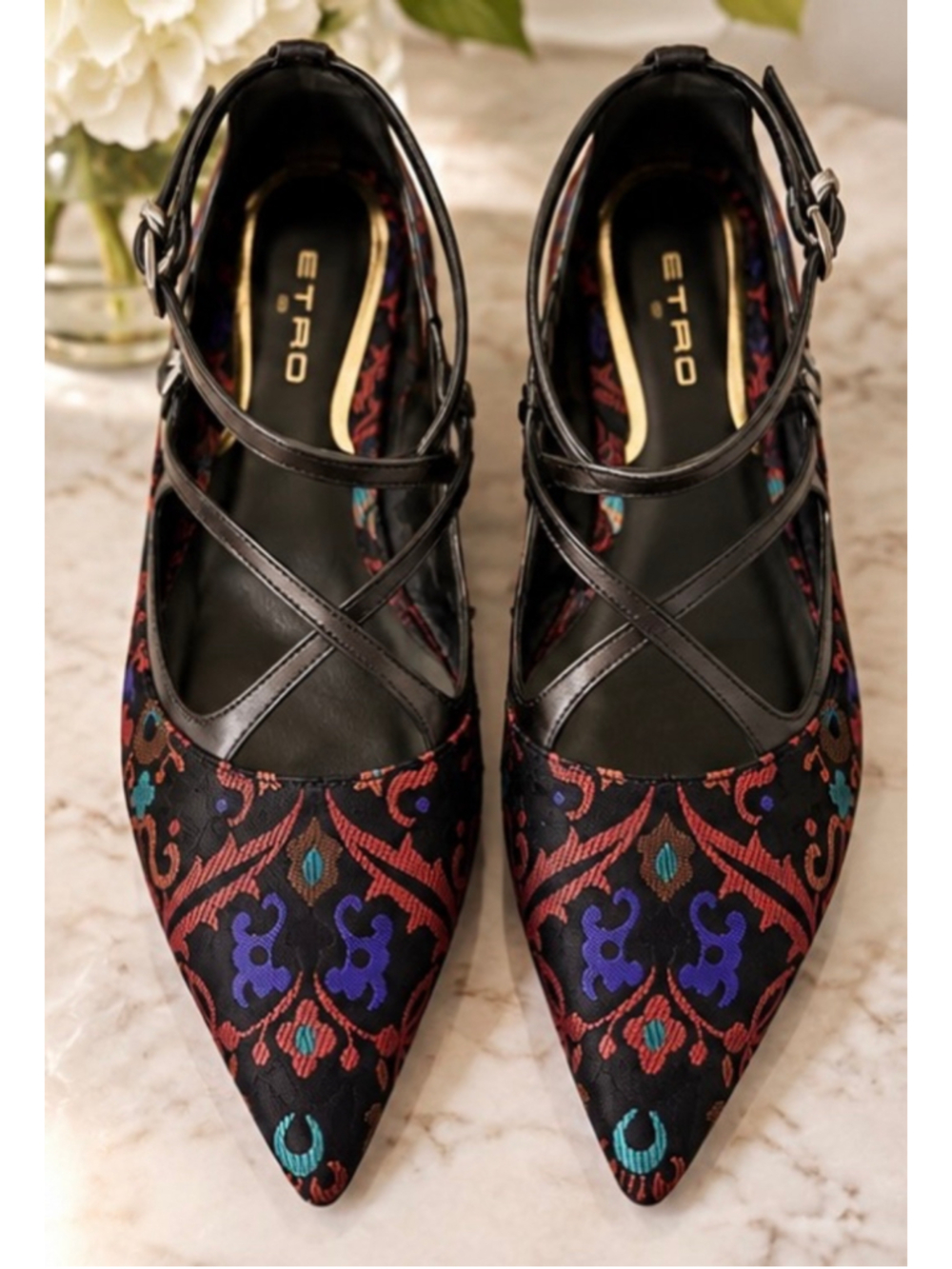 Etro Pointed Toe Flats Size 37.5/7.5 Black Multi-color Paisley Patterned Shoes - Picture 2 of 6